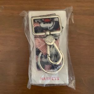 Harveys Seatbelt Disney Mickey Mouse Americano Patchwork Keychain